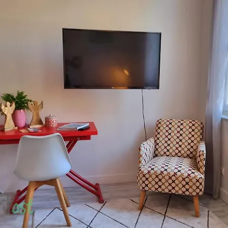 Faubourg - Daisy - - Lb - Everything On Foot,near Stations,gd Palais! Apartamento